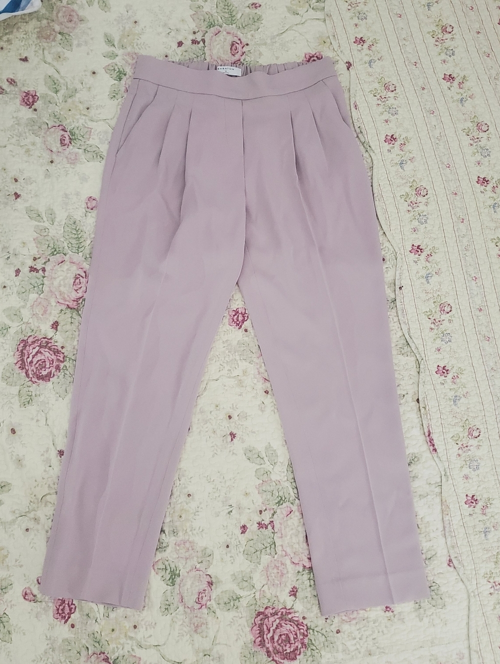 Babaton by Aritzia "Cohen" Pleated Elastic Waist Skinny Trouser- Size 0